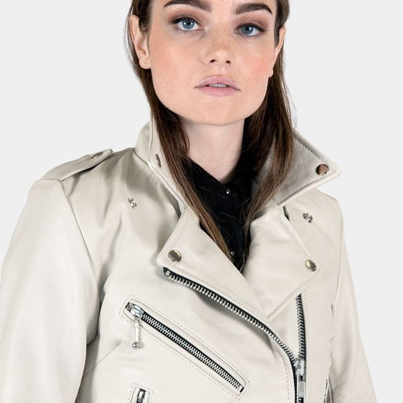 Luxury White Leather Jacket - Picture 11 of 12